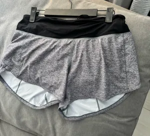 Lululemon Shorts thumbnail 1
