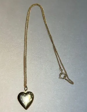 Heart Locket Chain Gold Tone thumbnail 1