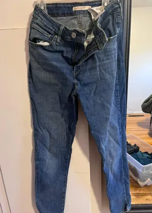 721 High-Rise Skinny Jeans thumbnail 1