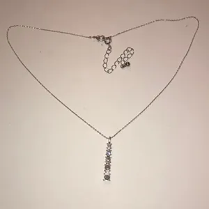 New Avon Love’s Path Silver & Clear CZ Pendant Necklace thumbnail 3