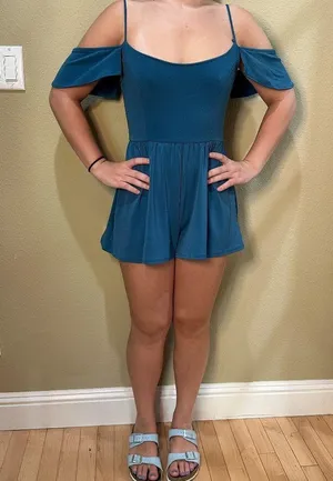 URBAN OUTFITTERS Off Shoulder Teal Ruffle Stretch Shorts Romper - size XS thumbnail 2