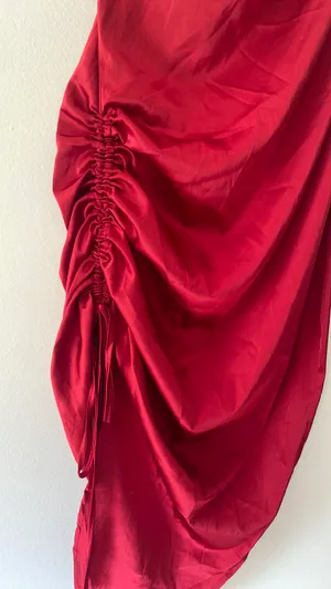 Red Cowl Neck Tie thumbnail 2