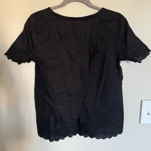 J. Crew Women Size 0 Linen Eyelet Lace Black Cross Open Back Blouse Top thumbnail 6