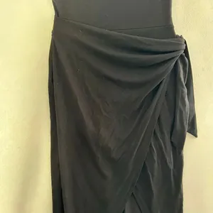 Reformation Black Wrap Midi Dress Tie Waist Sustainable Lyocell Stretch Size S thumbnail 6