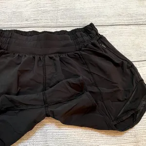 Lululemon Hotty Hot Short II Long 4” Women 6 Black thumbnail 2