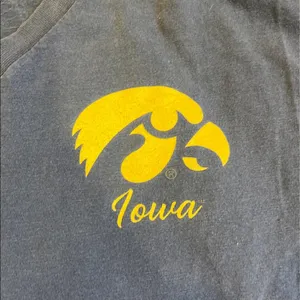 Pressbox Womens Iowa Hawkeyes shirt thumbnail 2