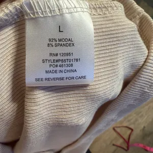 Pink Rose Ribbed Cropped Tee NWT Cream Size Large thumbnail 8