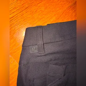 ⭐️lululemon athletica women’s  Black Slim Performance Pants thumbnail 3