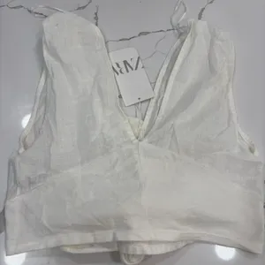 Zara Tank Top Womens Size Small Sleeveless Tie Front Crop Top White Beachy NWT thumbnail 5