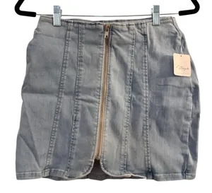 Free People We The Free Starwash Mini Skirt 4‎ Light Blue Denim Front Zip New thumbnail 1