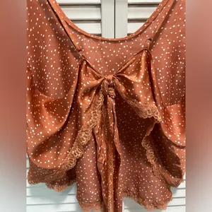 POL Burnt Orange White Polka dot Cami Open Tie Back Lace Trim Size M‎ thumbnail 5