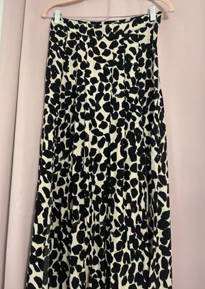 H&M Skirt thumbnail 2
