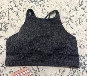 Lululemon thumbnail 1