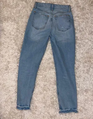Abercrombie High Rise Mom Jean thumbnail 5