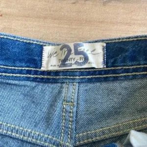 NWT Free People We The Free Maggie Mid Rise Straight In Sequoia Blue Sz 25 thumbnail 7