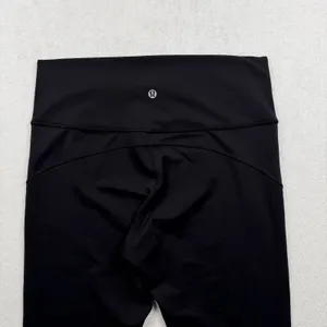 Lululemon In Movement 7/8 Tight Women’s Size 10 Black High Rise Yoga Leggings thumbnail 3