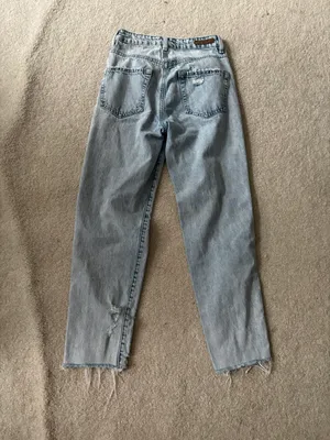 Garage Ripped Mom Jeans thumbnail 2