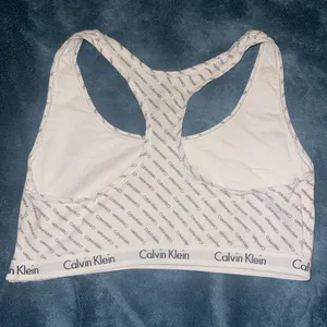 Calvin Klein sports bra thumbnail 3