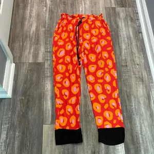 ANTHROPOLOGIE Farm Rio Hestia Leopard Print Jogger Pants Crop Animal Red thumbnail 4
