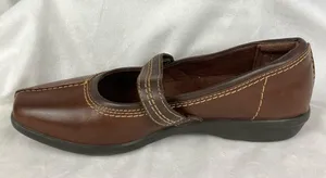 Clarks Collection Women's Hayden Maize Mary Jane Brown Leather Flats Sz 8.5 EUC thumbnail 3