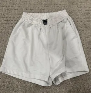 White Sweatshorts thumbnail 1