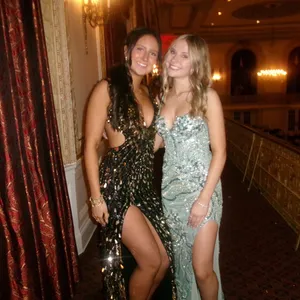 Sequin Embellished Evening Gown Blue Size 00 thumbnail 3