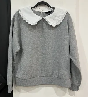 New Look Peter Pan Collar Women’s Gray Sweatshirt Size Medium Coquette Twee thumbnail 1