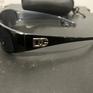 Dolce & Gabbana unisex Black Sunglasses thumbnail 3