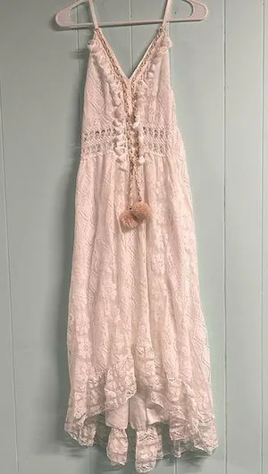 NWOT lace like dress White thumbnail 1