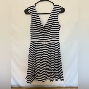 Zara V-Neck Fit and Flare Striped Skater Dress‎ XS thumbnail 2