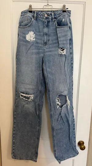 PacSun Ripped Jeans thumbnail 1
