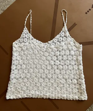Floral white top Size M thumbnail 1