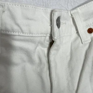 Levis High Rise White Shorts thumbnail 2