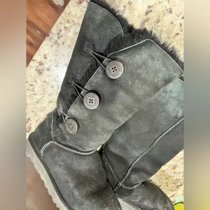 Ugg Black Bailey Button Triplet II Boot thumbnail 9