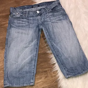 Rock & Republic size 26 blue jean Bermuda shorts thumbnail 1