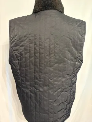 Liz Claiborne Women’s Black Quilted Zip-Up Vest with Faux Fur Collar Size L thumbnail 4