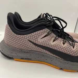 Nike Quest 2 SE running athletic comfy sneakers women’s Size 7 thumbnail 8
