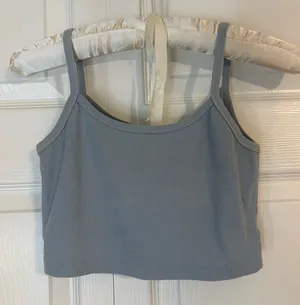 light blue cropped tank top Size XS thumbnail 2