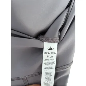 Alo YOGA HIGH-WAIST AIRLIFT LEGGING 7/8 LENGHT FOG SIZE XXS NWT thumbnail 6