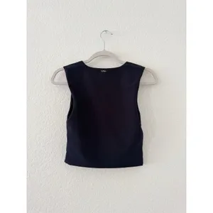 Abercrombie YPB sculptLUX Cutout Cropped Tank Top Black White Size M thumbnail 2