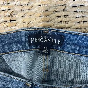 J.Crew Mercantile Jean‎ Shorts 25 Blue Cuttoff Mid Rise Wash Denim Women’s thumbnail 4