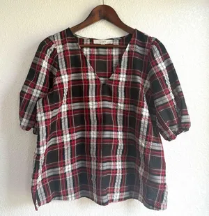 LOFT Womens Shirt Blouse Red Black Plaid‎ Puff Sleeve V Neck Size Medium thumbnail 1