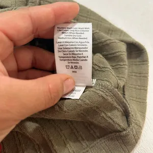 Free Assembly Olive Green Ribbed Button Front Tank Top Size Medium | Peplum Draw thumbnail 6
