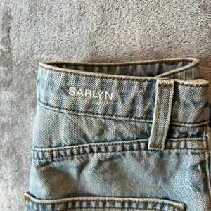 SABLYN Relaxed Straight‎ Leg Jeans Light Wash Size 25 X 32” thumbnail 5