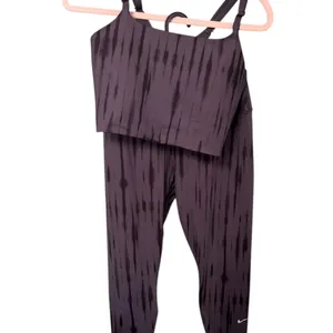 Nike One Dri-FIT 2-Piece Set Leggings & Sports Bra Women’s Large Tie-Dye thumbnail 3