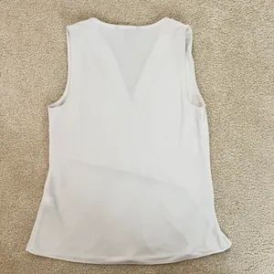 Banana Republic White V-Neck Tank thumbnail 5