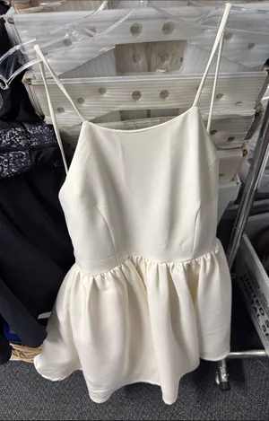 Lulus low back dress S // 083004 thumbnail 1
