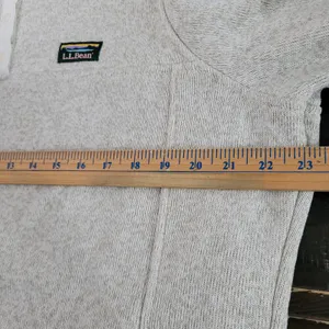 L.L.Bean Women’s XL Sweater Fleece Quarter Button Pullover Gray Cozy Outdoor thumbnail 4