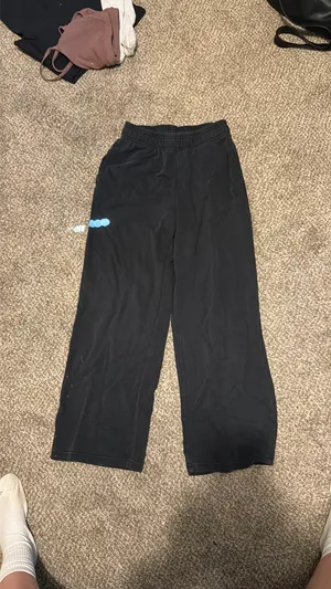Fabletics Sweatpants Black thumbnail 4