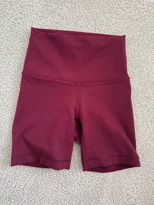Lululemon Wunder Train High-Rise Short 6" size 0 garnet thumbnail 3